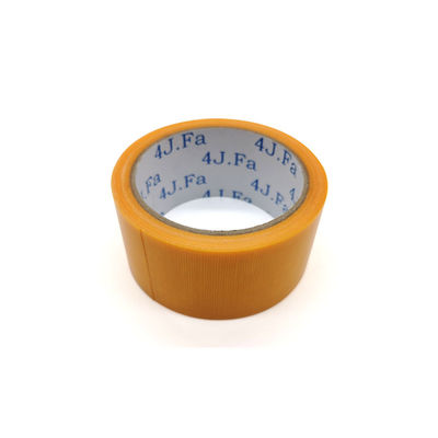 Tape adhésive en caoutchouc pour les surfaces de tissu mat dans des environnements difficiles