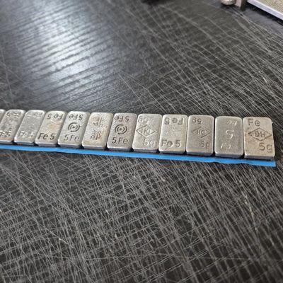 Ruban adhésif en mousse PE noir 1 mm double face adhésif acrylique 10 m