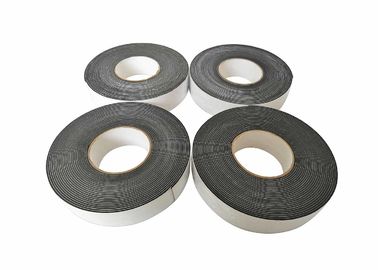 On a dégrossi bande adhésive d'éponge de bande de mousse pour la protection de Tableau de bureau de joint de porte