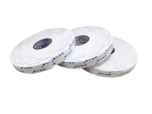 Bande blanche de mousse de force adhésive de vente chaude d'usine haute